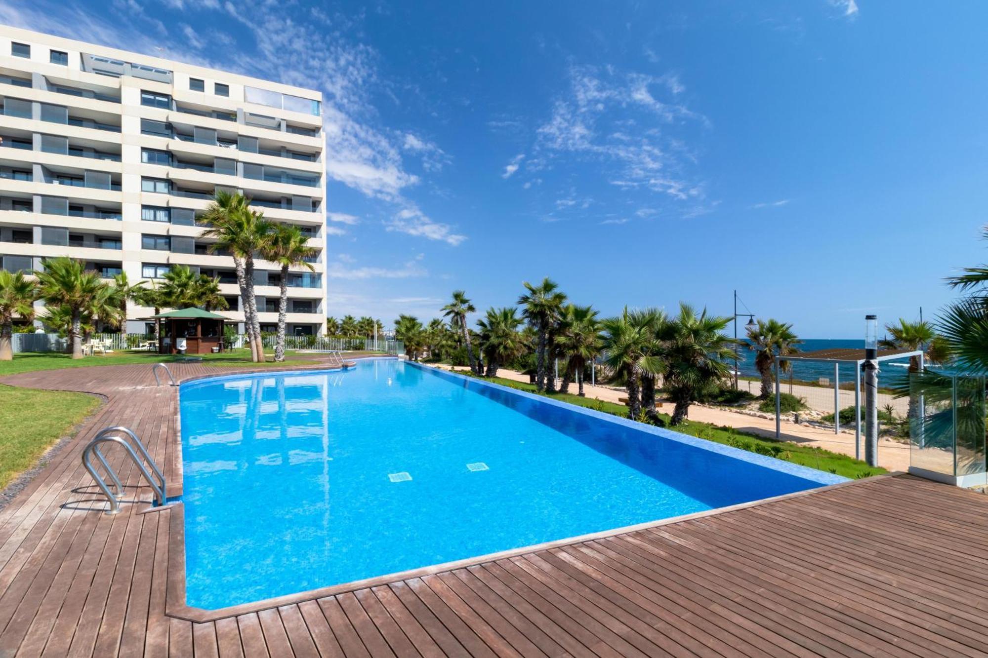Espanatour Meruyert Torrevieja Exteriör bild